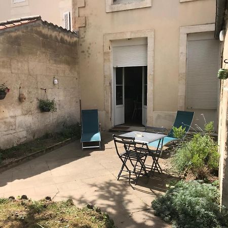 -Le Petit Rochelais- Centre Ville, Stationnement, Netflix - Ideal Couples, Familles, Business Niort Eksteriør billede